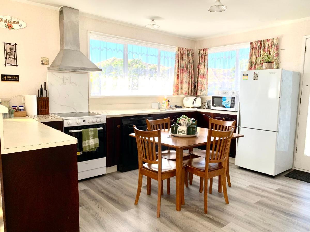 Rotorua City Center Holiday House Екстер'єр фото